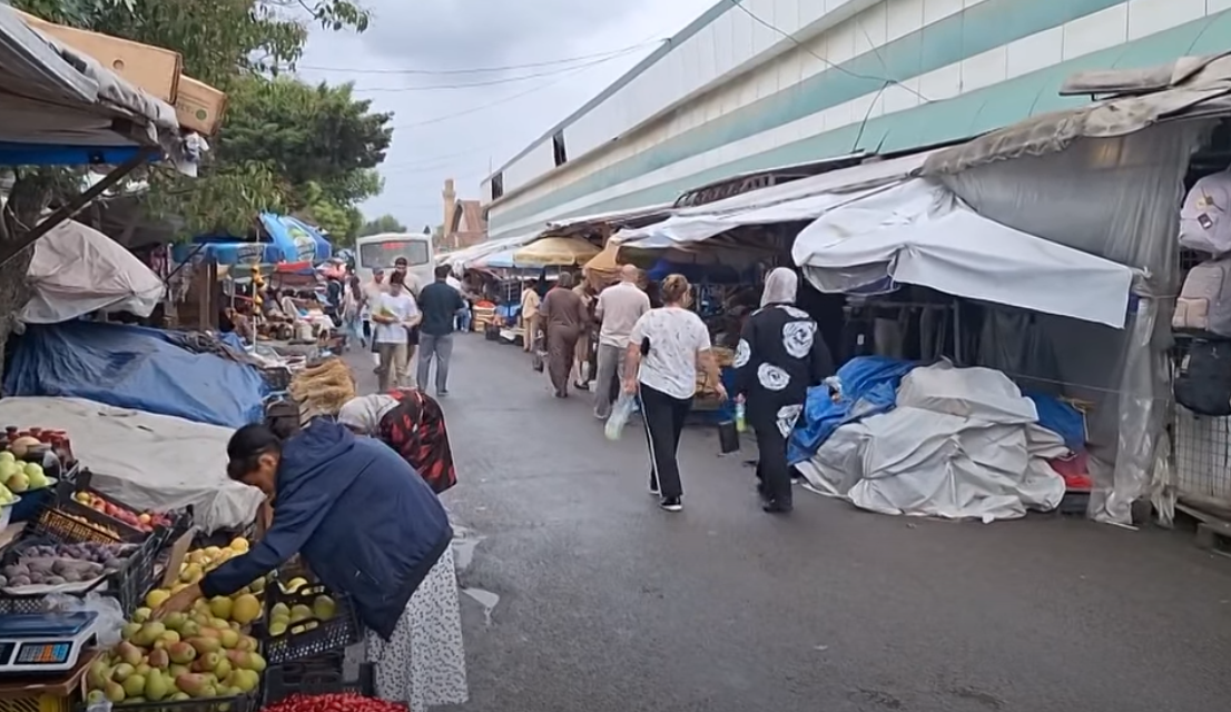 Lənkəran şəhər bazarında çirkab sular və üfunət narazılıq yaradır