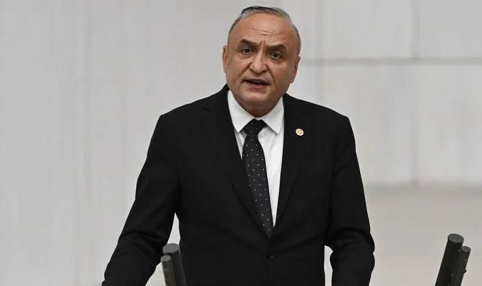Türkiyədə millət vəkili Melih Meriç bıçaqlanıb