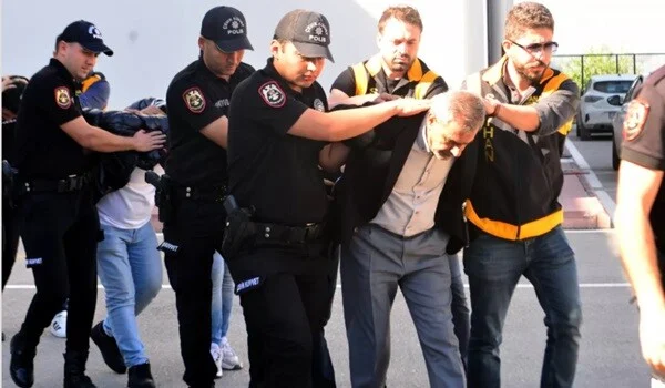 Adana polisinin əməliyyatında Furqan vəqfinin rəhbəri və həyat yoldaşı saxlanılıb