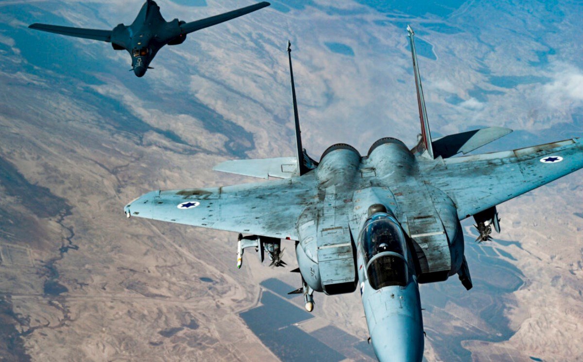 İsrail F-35-ləri İdlib yaxınlığında aviabazaya zərbə endirdi, Türkiyə təkzib etdi