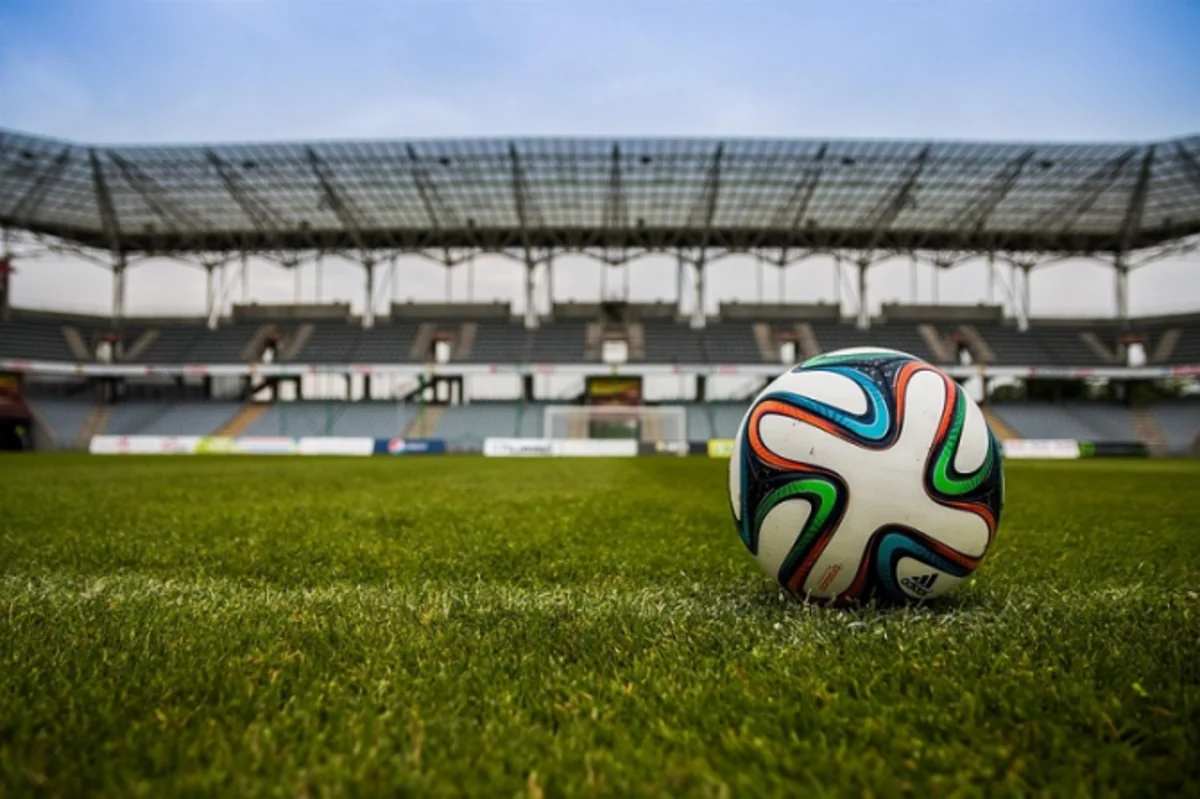 Binə qəsəbəsində 27 yaşlı kişi stadionda futbol oynayarkən həyatını itirib