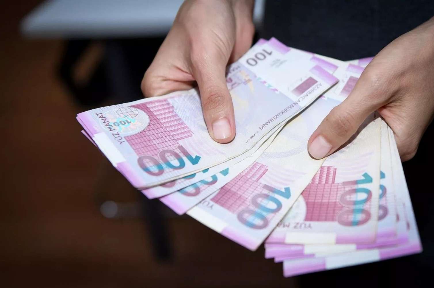 Dövlət qurumlarında vakansiyalar: 7 nazirlikdə iş yerləri təklif olunur